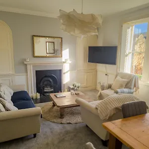  Apartment Stunning Georgian Spacious
